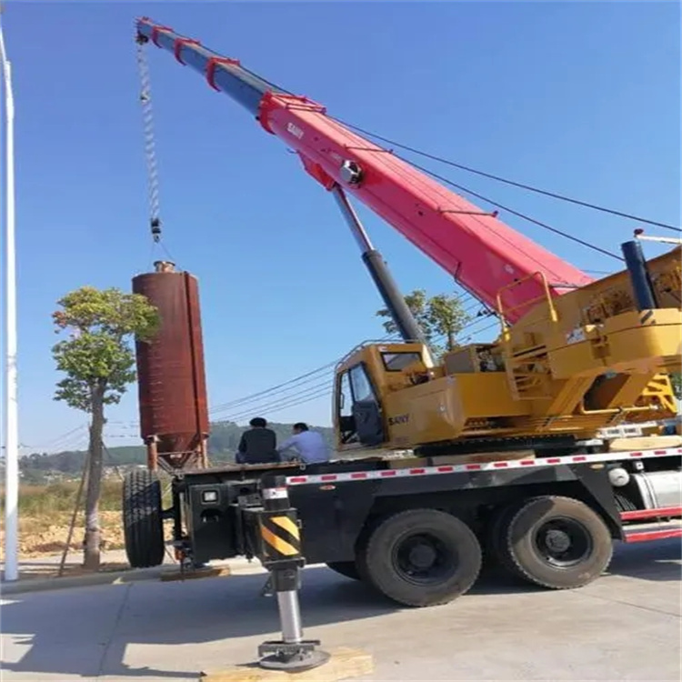 水满乡专业吊车租赁多少钱